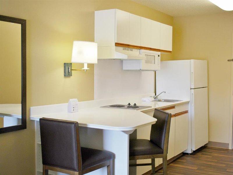 Hotel Beachwood Extended