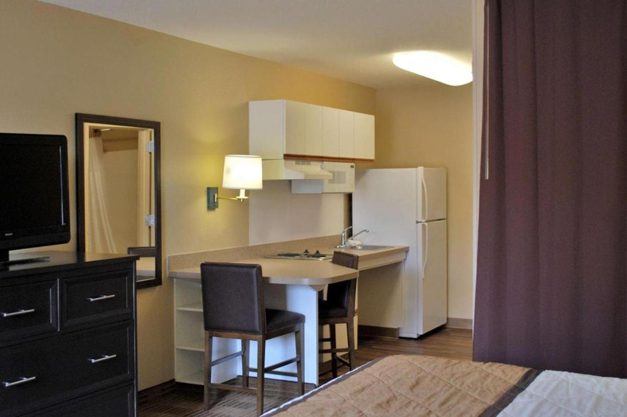 Beachwood Extended Hotel 2*